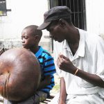 Alois Mutinhiri teaches his son – musicians who teach children receive donations
